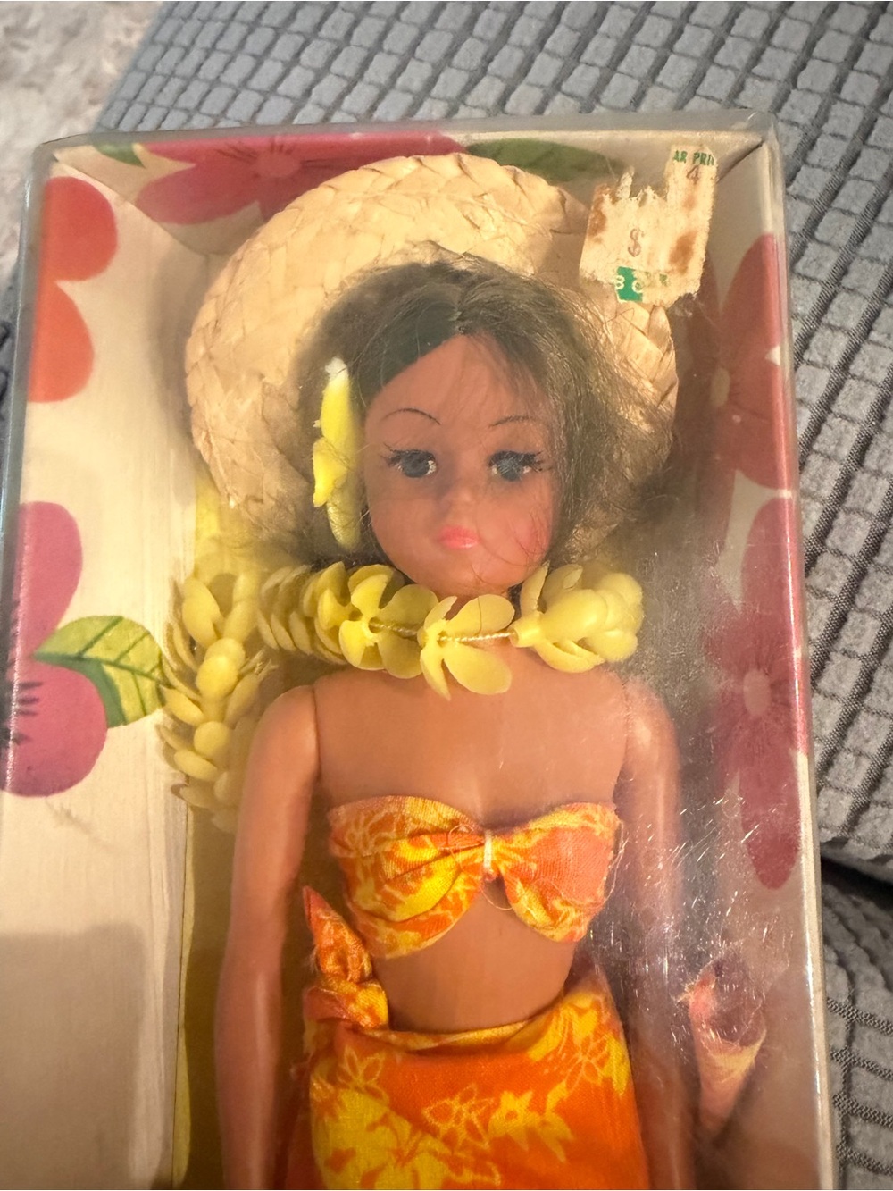 Vintage Palapala Anekona Hawaiian
Fashion Doll New in Box Hula Girl + A GIFT 🎁 - Picture 7 of 10